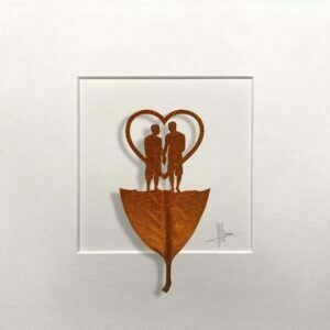 038 pareja chicos hoja